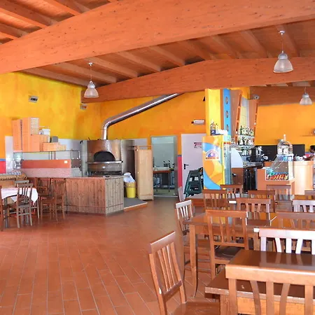 Holiday Chalets Camping Class 3*